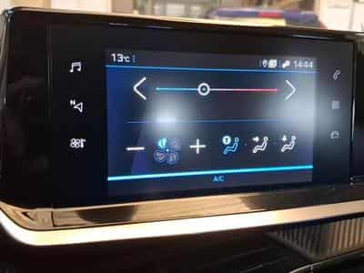 PEUGEOT 208 1.2 PureTech 100ch S&S Active Pack 118g (2021) - Foto 12