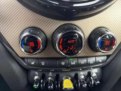 MINI Countryman Cooper SE 136ch + 88ch ALL4 BVA6 7cv (2020) - Photo 9