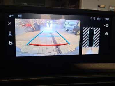 PEUGEOT 5008 Hybrid 145ch Allure e-DCS6 (2025) - Foto 11