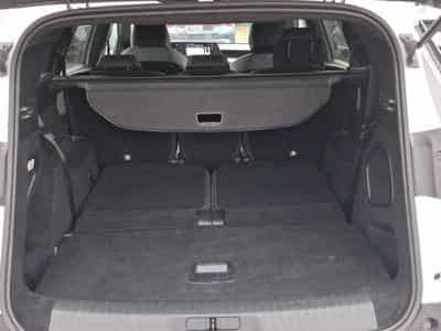 PEUGEOT 5008 Hybrid 145ch Allure e-DCS6 (2025) - Foto 9