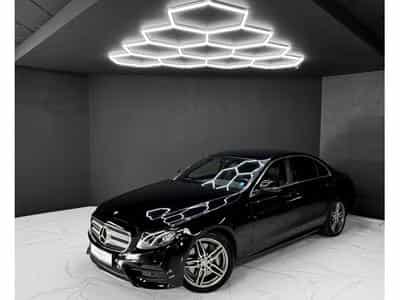Mercedes E 300 Limousine (2017) - Photo 1