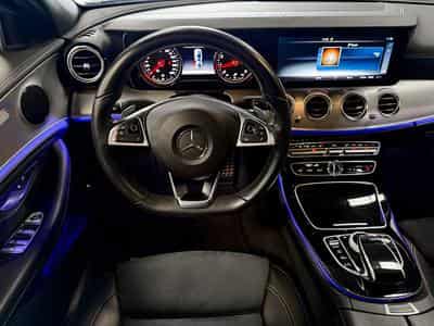 Mercedes E 300 Limousine (2017) - Photo 12