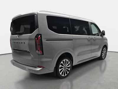 Ford Tourneo 2.0 TDCI ECOBLUE 170 L1 Titanium X (2026) - Photo 4