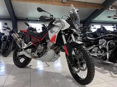 Aprilia Tuareg 660 Hailstrom White disponible aussi en 35 KW (2025) - Photo 1