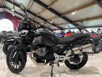 Moto Guzzi V85 TT  Strada (2024) - Photo 3