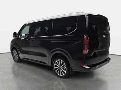 Ford Tourneo 2.0 TDCI ECOBLUE 170 L1 Titanium X (2026) - Photo 5