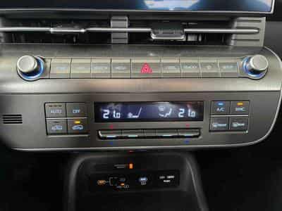 Hyundai Kona 1.0 T-GDI 101 Confort (2025) - Photo 15