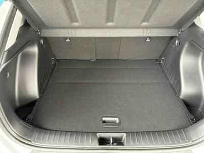 Hyundai Kona 1.0 T-GDI 101 Confort (2025) - Photo 9