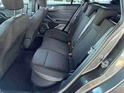 Ford Focus 1.0i Ecoboost 155 AT St-Line X (2025) - Photo 8