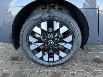 Hyundai Staria 1.6 T-GDI HEV 225 Luxury (2025) - Foto 5
