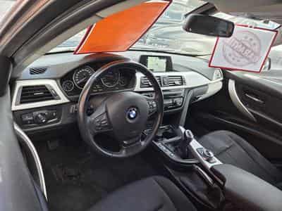 BMW 318 i Berline 136CV (2018) - Photo 6