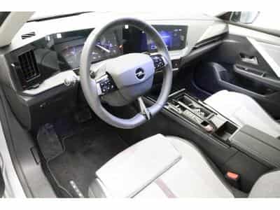 Opel Astra L Elegance (2024) - Foto 14