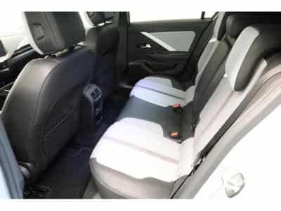 Opel Astra L Elegance (2024) - Foto 9