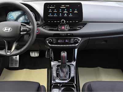 Hyundai i30 (2025) - Foto 8