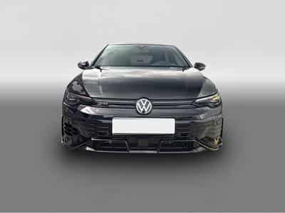 VW Golf (2025) - Photo 2