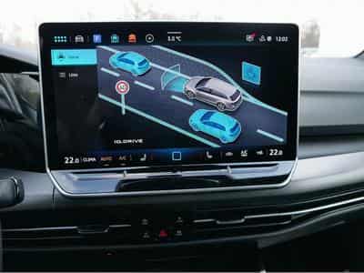 VW Golf (2026) - Photo 14