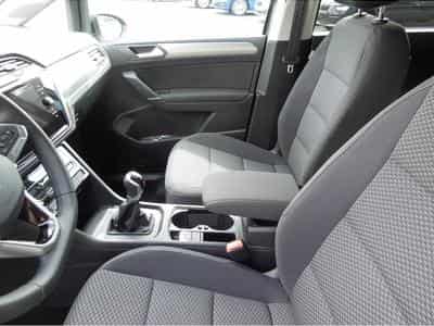 VW Touran (2026) - Foto 9