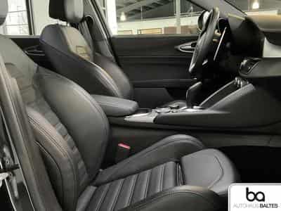 Alfa-Romeo Giulia (2025) - Photo 7