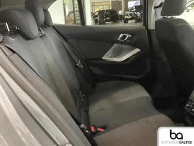 BMW 120 (2025) - Photo 8