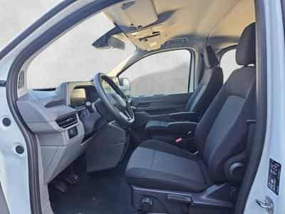 VW T7 2.0 TDI 110 kW LR (2025) - Photo 9