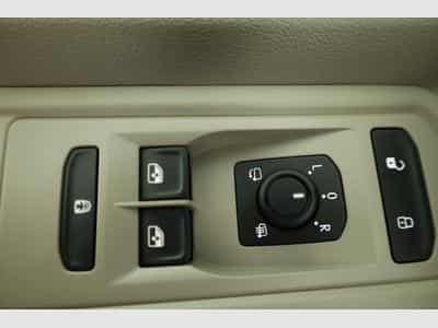 VW T7 eHybrid 4M Business (2026) - Photo 7