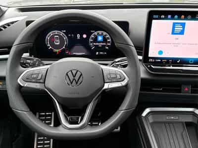 VW T-Roc R-Line (2026) - Photo 8