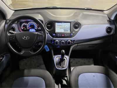 Hyundai i10 1.0 AUTO CLIM NAVI (2019) - Photo 6