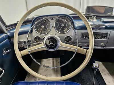 Mercedes 190 SL (1970) - Photo 9