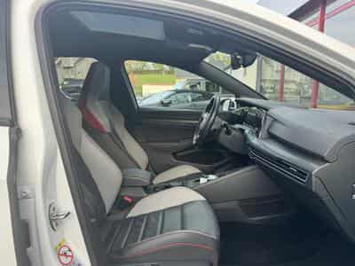 VW Golf GTI 2.0 TSI 300 CLUBSPORT DCC IQ LIGHT HEAD UP HARMAN KARDON (2021) - Photo 5