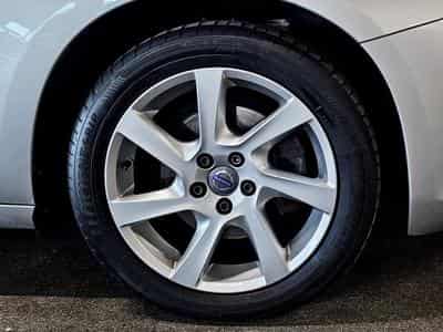 Volvo V60 T3 AUTO NAVI (2015) - Foto 10