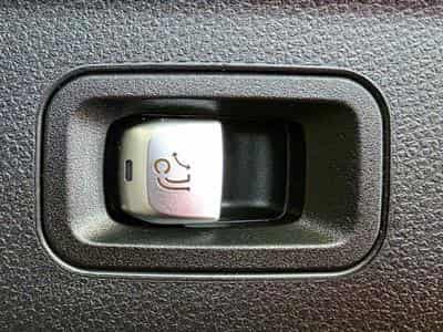 Mercedes GLC 200 COUPE AMG LINE BURMESTER PANO CUIR NAVI 1 HAND (2020) - Foto 12