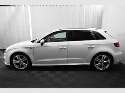 Audi A3 A3 Sportback 2.0 TFSI quattro S-Line, 18", PDC v (2019) - Photo 2