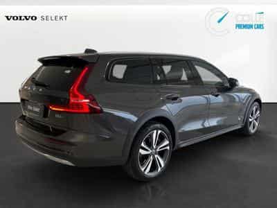 Volvo V60 Plus (2024) - Photo 2