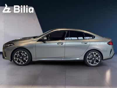 BMW 220 220i M-Sport (2025) - Photo 12