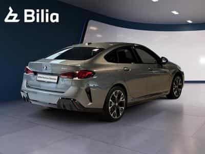 BMW 220 220i M-Sport (2025) - Photo 2