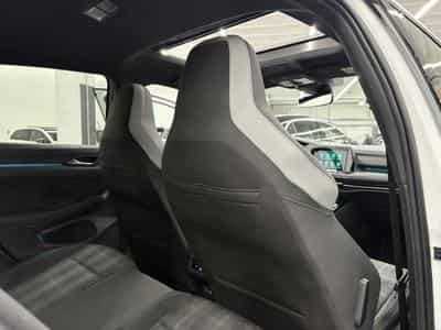 VW Golf GTD 2.0 TDI DSG7 200 CV *HARMAN* CAMERA* (2024) - Photo 13