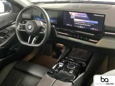BMW 540 (2025) - Photo 9