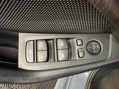 BMW 118 D (2020) - Foto 10