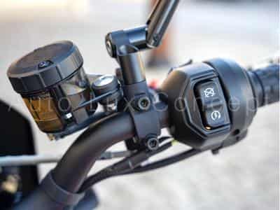 Indian FTR Sport Personnalisée (2024) - Foto 13