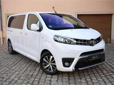 Toyota Proace 2.0 D-4D 177 ch AT8 L2 Shuttle Comfort 8 places (2020) - Photo 2
