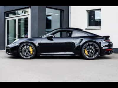 Porsche 911 (992.1) TURBO S COUPE PDK – AEROKIT NOIR (2021) - Photo 2