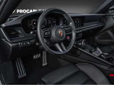 Porsche 911 911/992.2 TARGA 4 GTS / FACELIFT MY2025 / SOFORT (2025) - Photo 2