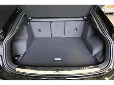 Audi Q3 Sportback S line (2024) - Photo 6