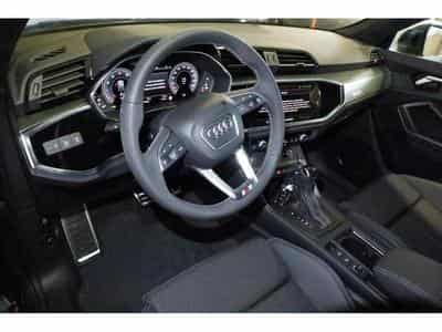 Audi Q3 Sportback S line (2024) - Photo 11