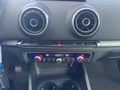 Audi A3 AUDI A3 NAVI XENON MFL TEMPOMAT BII XENON (2015) - Photo 14