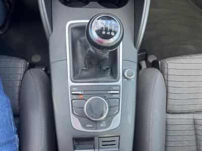 Audi A3 AUDI A3 NAVI XENON MFL TEMPOMAT BII XENON (2015) - Photo 15