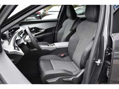 Peugeot 3008 1.2 Hybrid 145 Allure e-DSC6 ACC CAM360 JA19 NEUF (2025) - Foto 6