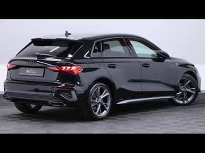 Audi A3 Sportback 30TFSI 110 S-Line S-Tronic (2024) - Foto 4