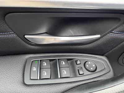 BMW 330 BMW 330 X DRIVE TOURING SHADOW LINE M SPORT PAKET STANDHEIZU (2019) - Foto 13