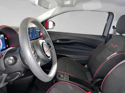Fiat 500 BEV (2022) - Photo 4